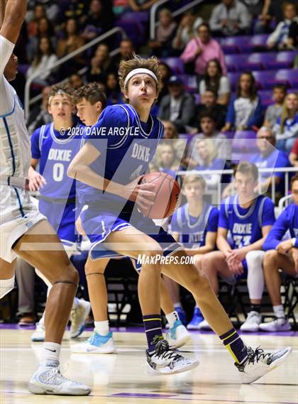Thumbnail 3 in Sky View vs. Dixie (UHSAA 4A Final) photogallery.