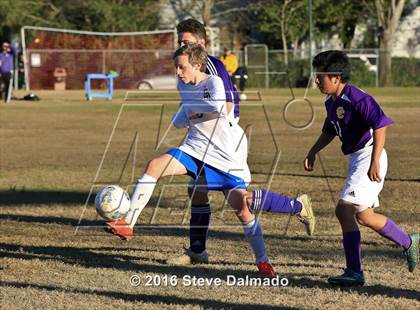 Thumbnail 3 in Opelousas Catholic @ Metairie Park Country Day photogallery.