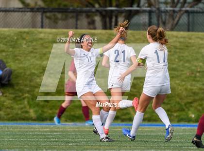 Thumbnail 1 in Mountain View vs. Skyline (UHSAA 5A Semifinal) photogallery.
