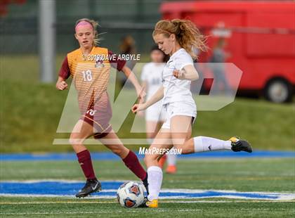 Thumbnail 2 in Mountain View vs. Skyline (UHSAA 5A Semifinal) photogallery.