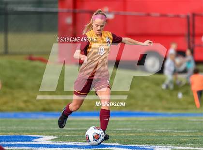 Thumbnail 2 in Mountain View vs. Skyline (UHSAA 5A Semifinal) photogallery.