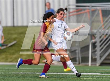 Thumbnail 3 in Mountain View vs. Skyline (UHSAA 5A Semifinal) photogallery.