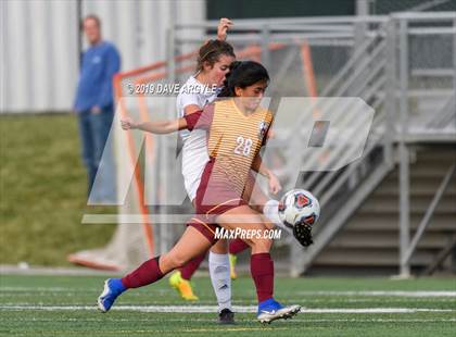 Thumbnail 1 in Mountain View vs. Skyline (UHSAA 5A Semifinal) photogallery.