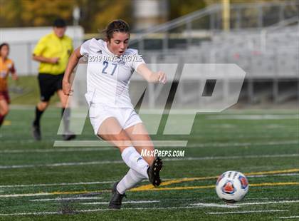 Thumbnail 1 in Mountain View vs. Skyline (UHSAA 5A Semifinal) photogallery.