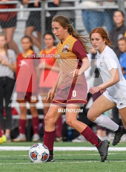 Thumbnail 1 in Mountain View vs. Skyline (UHSAA 5A Semifinal) photogallery.