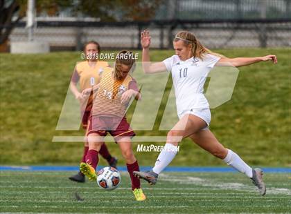 Thumbnail 1 in Mountain View vs. Skyline (UHSAA 5A Semifinal) photogallery.