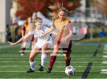 Thumbnail 3 in Mountain View vs. Skyline (UHSAA 5A Semifinal) photogallery.