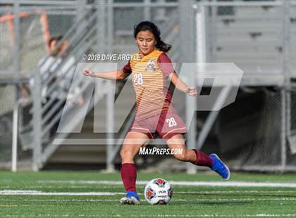 Thumbnail 2 in Mountain View vs. Skyline (UHSAA 5A Semifinal) photogallery.