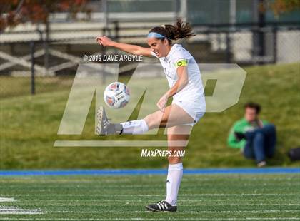 Thumbnail 3 in Mountain View vs. Skyline (UHSAA 5A Semifinal) photogallery.