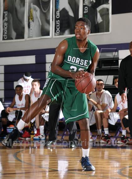 Thumbnail 1 in Dorsey vs. Cleveland (St. Hope Elite Hoops Classic) photogallery.