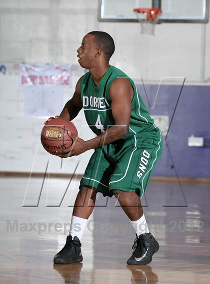 Thumbnail 1 in Dorsey vs. Cleveland (St. Hope Elite Hoops Classic) photogallery.
