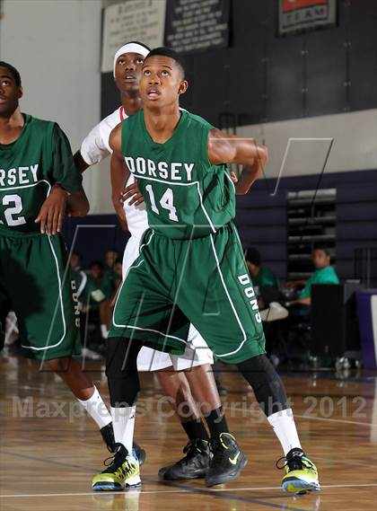 Thumbnail 1 in Dorsey vs. Cleveland (St. Hope Elite Hoops Classic) photogallery.