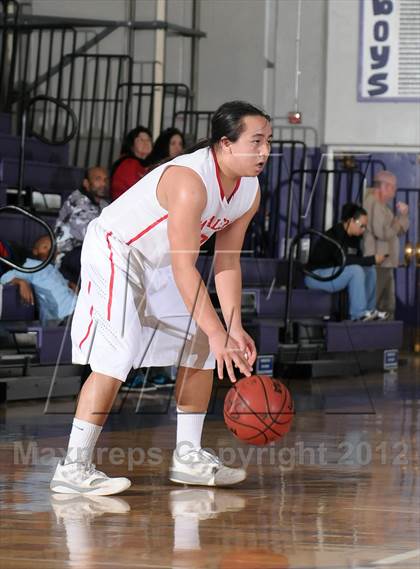 Thumbnail 2 in Dorsey vs. Cleveland (St. Hope Elite Hoops Classic) photogallery.