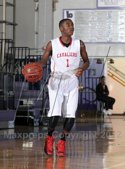 Thumbnail 2 in Dorsey vs. Cleveland (St. Hope Elite Hoops Classic) photogallery.
