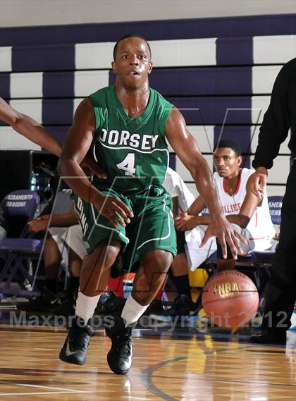 Thumbnail 1 in Dorsey vs. Cleveland (St. Hope Elite Hoops Classic) photogallery.