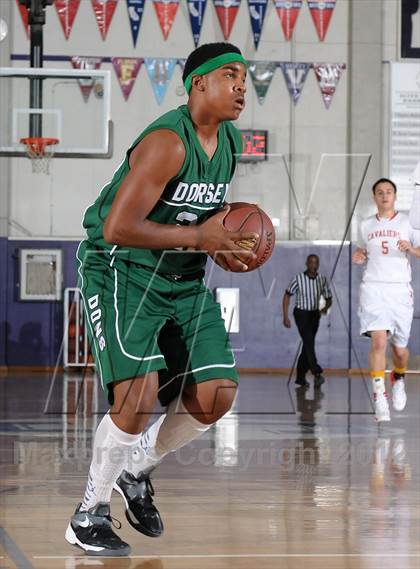 Thumbnail 1 in Dorsey vs. Cleveland (St. Hope Elite Hoops Classic) photogallery.