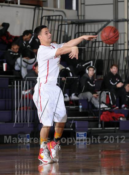 Thumbnail 2 in Dorsey vs. Cleveland (St. Hope Elite Hoops Classic) photogallery.