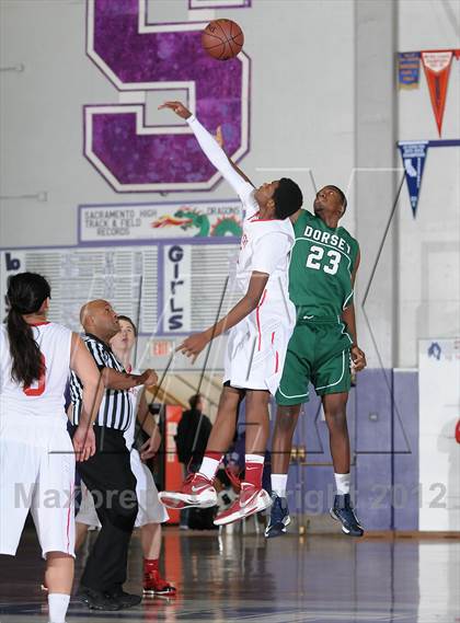 Thumbnail 1 in Dorsey vs. Cleveland (St. Hope Elite Hoops Classic) photogallery.