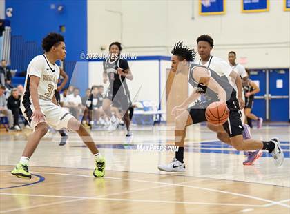 Thumbnail 2 in Neumann-Goretti vs. Rutgers Prep photogallery.
