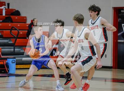 Thumbnail 1 in Freeburg @ Triad photogallery.