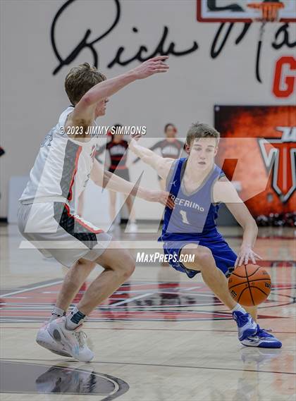 Thumbnail 3 in Freeburg @ Triad photogallery.