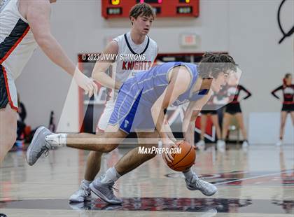 Thumbnail 1 in Freeburg @ Triad photogallery.