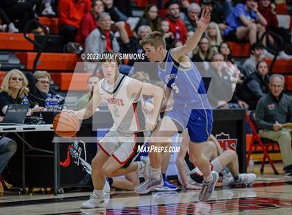 Thumbnail 3 in Freeburg @ Triad photogallery.