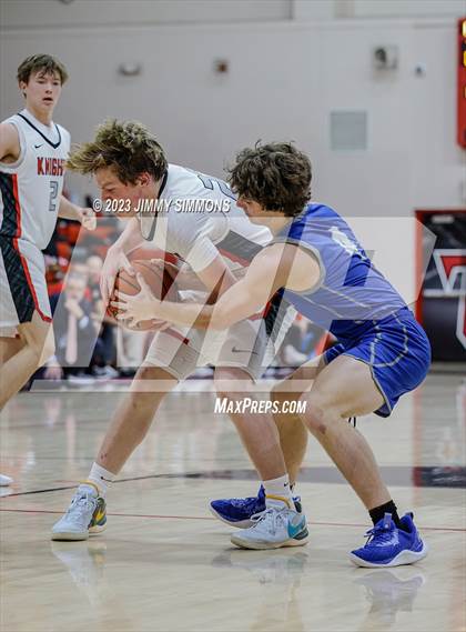 Thumbnail 3 in Freeburg @ Triad photogallery.