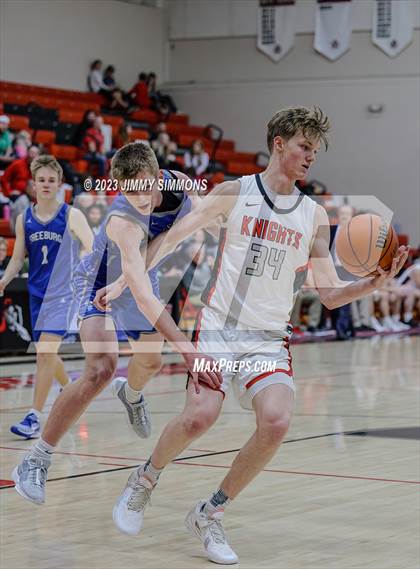Thumbnail 1 in Freeburg @ Triad photogallery.