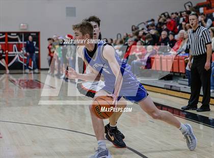 Thumbnail 1 in Freeburg @ Triad photogallery.