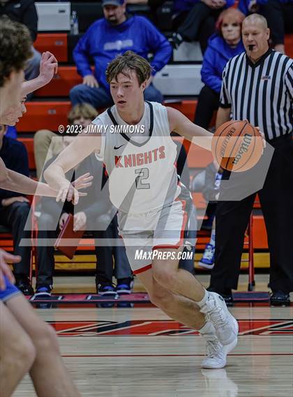 Thumbnail 1 in Freeburg @ Triad photogallery.