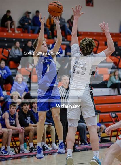 Thumbnail 3 in Freeburg @ Triad photogallery.