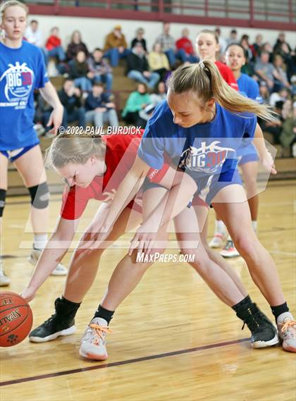 Thumbnail 1 in Big 30 Senior Classic photogallery.