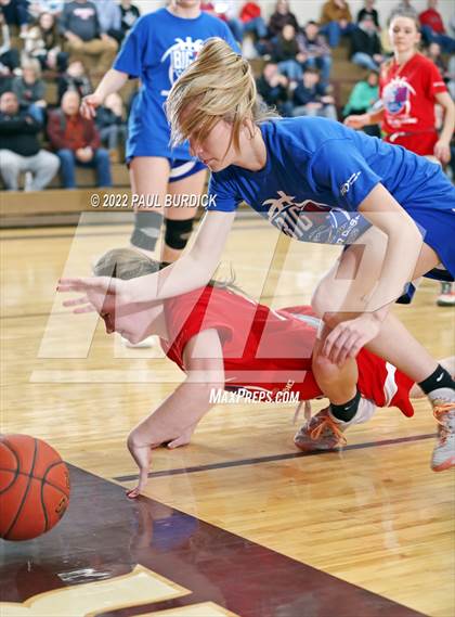 Thumbnail 2 in Big 30 Senior Classic photogallery.