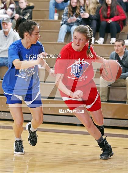 Thumbnail 1 in Big 30 Senior Classic photogallery.