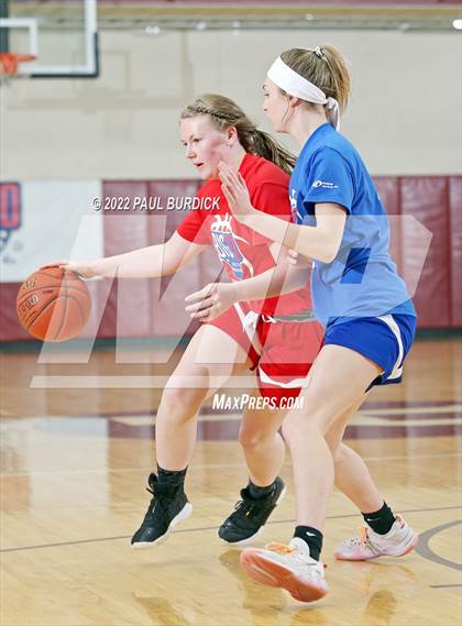 Thumbnail 2 in Big 30 Senior Classic photogallery.
