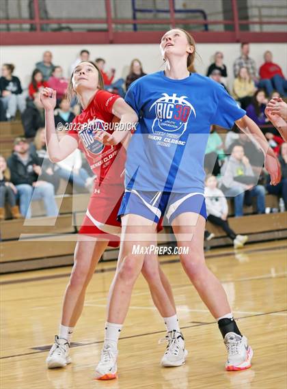 Thumbnail 2 in Big 30 Senior Classic photogallery.