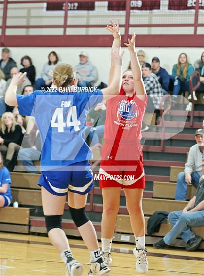 Thumbnail 1 in Big 30 Senior Classic photogallery.