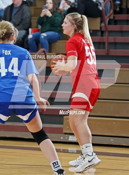Thumbnail 3 in Big 30 Senior Classic photogallery.