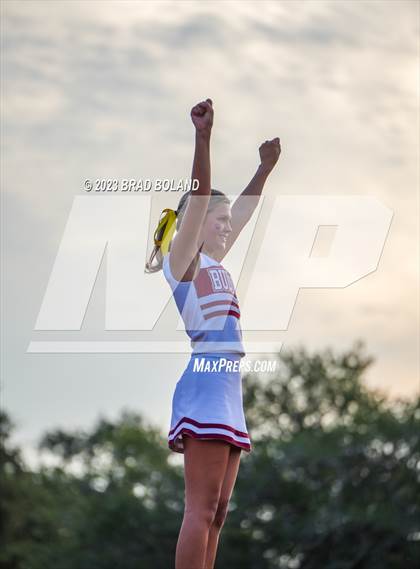Thumbnail 2 in LeFlore @ UMS-Wright Prep photogallery.