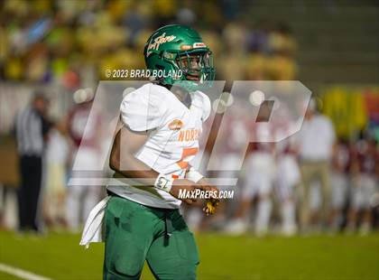 Thumbnail 3 in LeFlore @ UMS-Wright Prep photogallery.