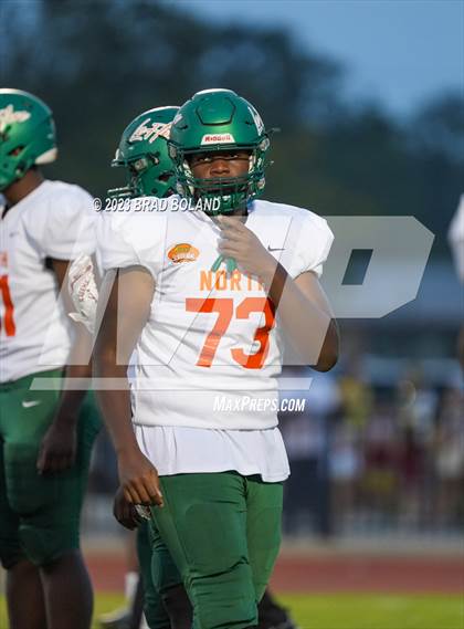 Thumbnail 1 in LeFlore @ UMS-Wright Prep photogallery.