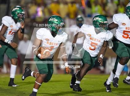 Thumbnail 1 in LeFlore @ UMS-Wright Prep photogallery.