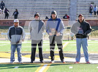 Thumbnail 3 in Reeds Spring vs. Cardinal Ritter College Prep (MSHSAA Class 3 Championship) photogallery.