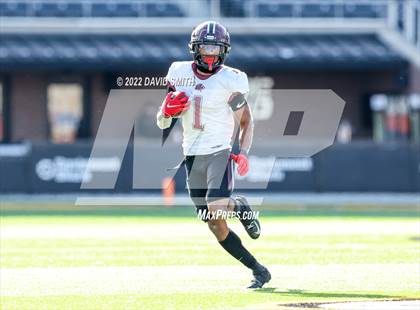 Thumbnail 3 in Reeds Spring vs. Cardinal Ritter College Prep (MSHSAA Class 3 Championship) photogallery.