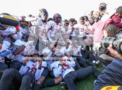 Thumbnail 3 in Reeds Spring vs. Cardinal Ritter College Prep (MSHSAA Class 3 Championship) photogallery.