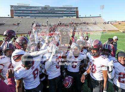 Thumbnail 1 in Reeds Spring vs. Cardinal Ritter College Prep (MSHSAA Class 3 Championship) photogallery.