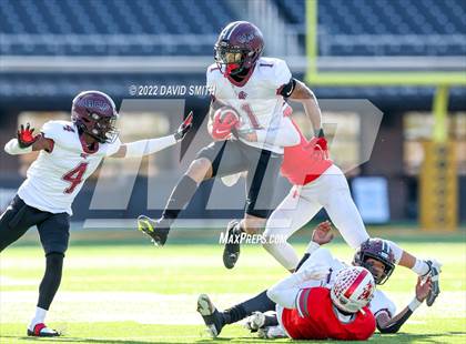 Thumbnail 3 in Reeds Spring vs. Cardinal Ritter College Prep (MSHSAA Class 3 Championship) photogallery.