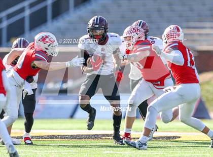 Thumbnail 3 in Reeds Spring vs. Cardinal Ritter College Prep (MSHSAA Class 3 Championship) photogallery.