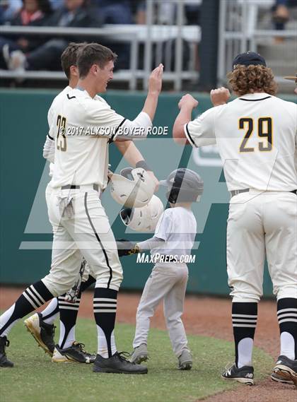 Thumbnail 1 in Huntington Beach vs. Cullman (National High School Invitational)  photogallery.